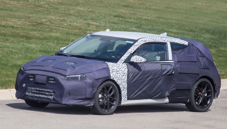 Hyundai Veloster 2018, la coupé agile e reattiva alla seconda generazione - Foto 2 di 9