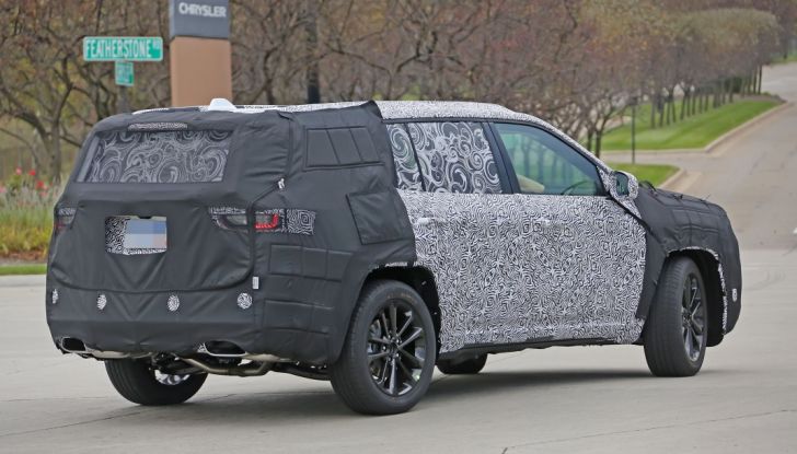 Jeep Yuntu Concept, il SUV Ibrido che porterà il Plug-in a Fiat - Foto 6 di 22