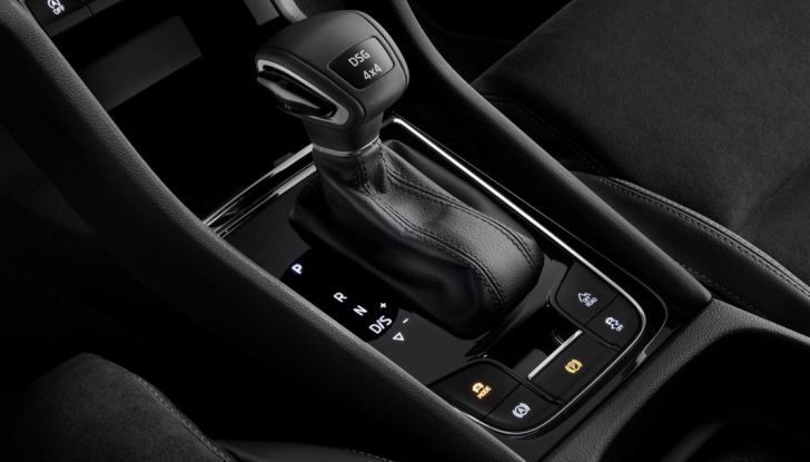 Skoda Karoq 2018: porte aperte per il Crossover da 23.850€ - Foto 15 di 25