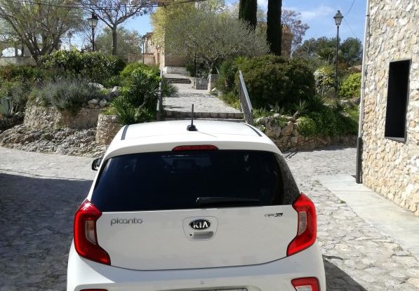 Nuova Kia Picanto 2017, prova su strada della citycar poca spesa e tanta resa - Foto 3 di 35