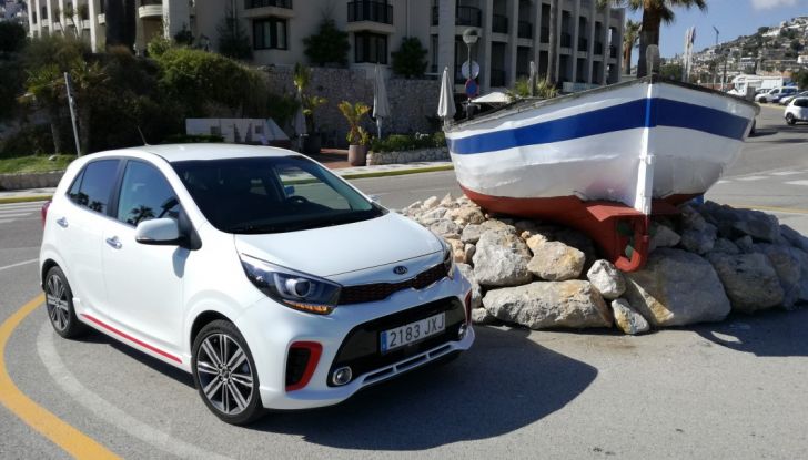 Nuova Kia Picanto 2017, prova su strada della citycar poca spesa e tanta resa - Foto 1 di 35