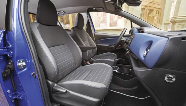 Nuova Toyota Yaris Hybrid 2017: prova su strada, consumi e prestazioni - Foto 14 di 25