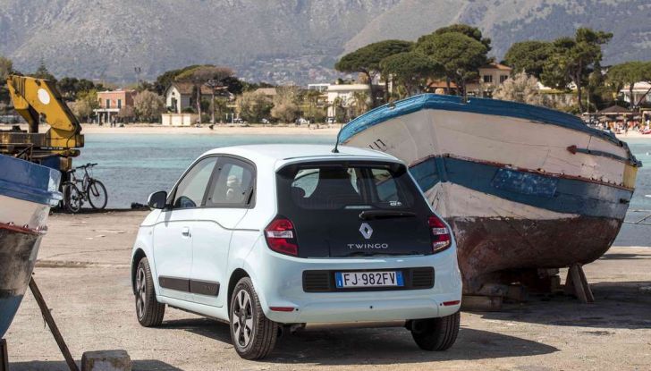 Prova su strada nuova Renault Twingo 2017: agile, furba ed economica - Foto 4 di 10