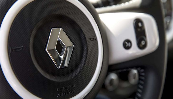 Prova su strada nuova Renault Twingo 2017: agile, furba ed economica - Foto 8 di 10