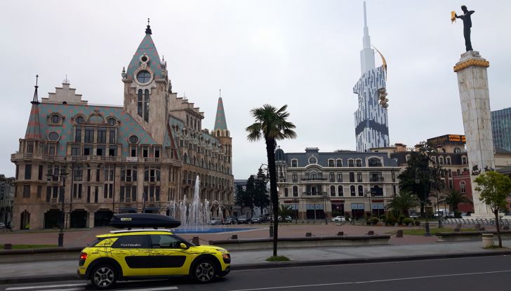 Citroën Avventura Gialla 2017: la C4 Cactus sulle sponde del Mar Nero - Foto 3 di 4