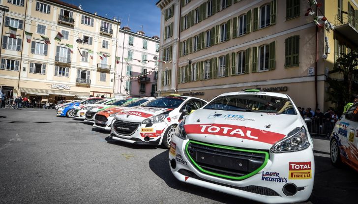 Peugeot, Pirelli ed i trofeisti del Competition per la Famiglia del commissario Laganà - Foto 2 di 8