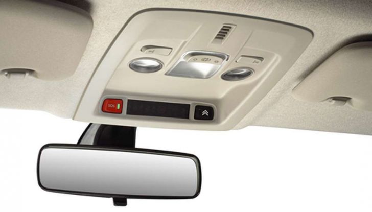 Citroën Connect Box con assistenza stradale inclusa - Foto 1 di 13