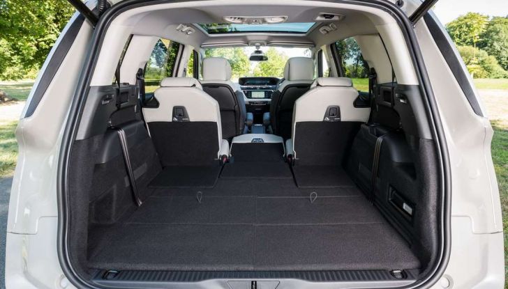 Comfort in auto: gli eccellenti standard di Citroën - Foto 7 di 18