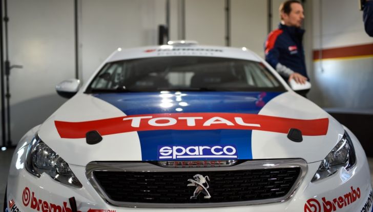 Peugeot 308 Cup Racing, Stefano Accorsi da Attore a Pilota - Foto 10 di 39