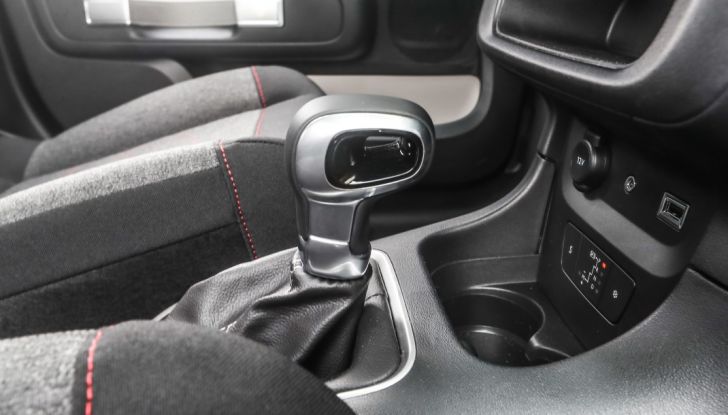 Nuova Citroën C3, arriva il cambio automatico EAT6 - Foto 7 di 9