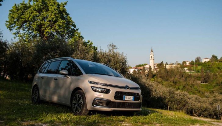 Citroën Grand C4 Picasso ​automatica ​: la nostra prova del Diesel da 120CV - Foto 26 di 37