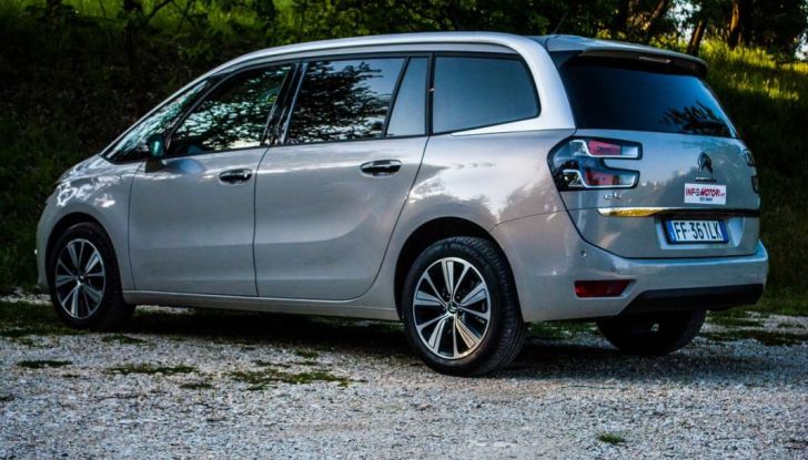 Citroën Grand C4 Picasso ​automatica ​: la nostra prova del Diesel da 120CV - Foto 30 di 37