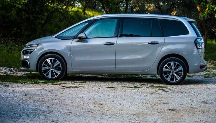 Citroën Grand C4 Picasso ​automatica ​: la nostra prova del Diesel da 120CV - Foto 31 di 37