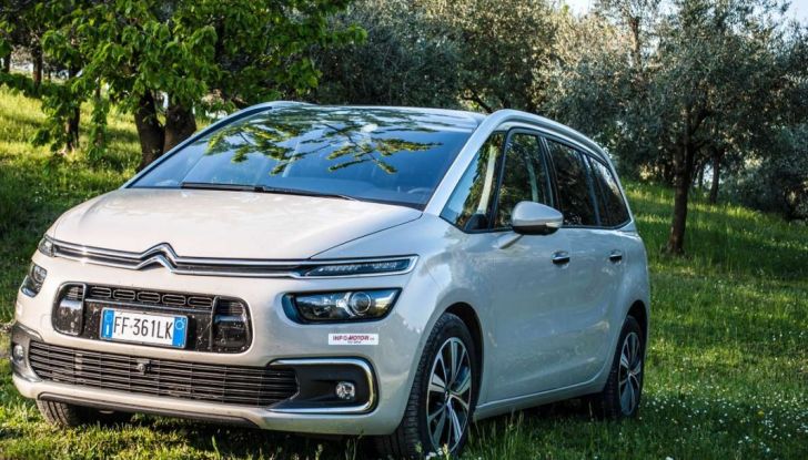Citroën Grand C4 Picasso ​automatica ​: la nostra prova del Diesel da 120CV - Foto 36 di 37