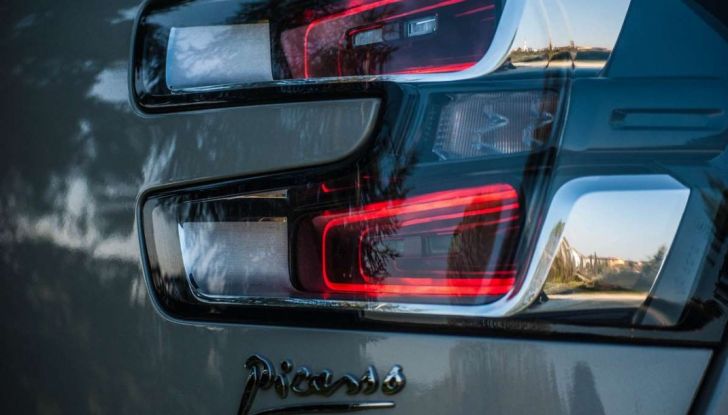 Citroën Grand C4 Picasso ​automatica ​: la nostra prova del Diesel da 120CV - Foto 37 di 37