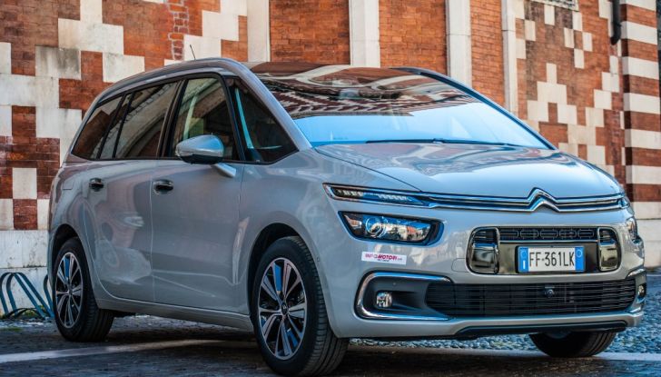 Citroën Grand C4 Picasso ​automatica ​: la nostra prova del Diesel da 120CV - Foto 1 di 37