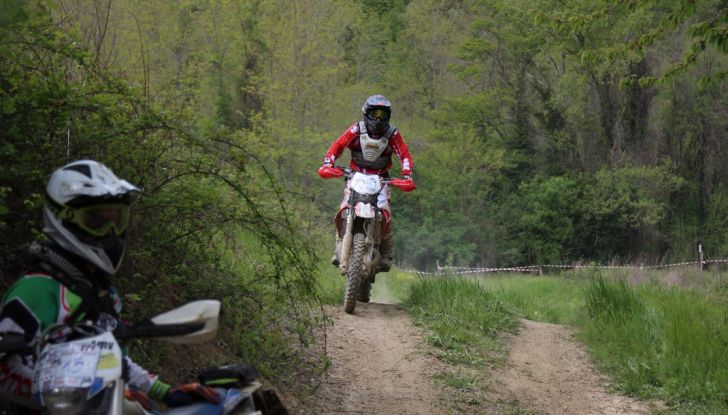 Parco Offroad il Poggiolo: mille ettari con Fattore Moto e Lucchinelli Experience - Foto 32 di 47