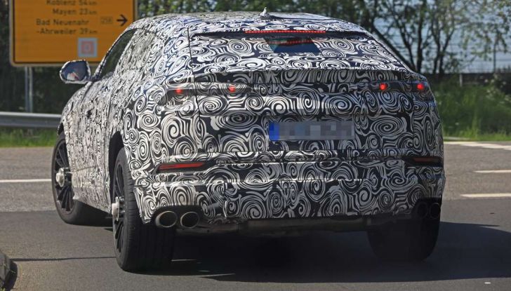 Lamborghini Urus, il SUV di lusso con V8 da 650 CV - Foto 25 di 41