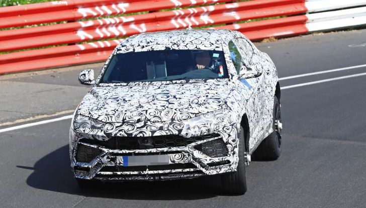 Lamborghini Urus, il SUV di lusso con V8 da 650 CV - Foto 26 di 41