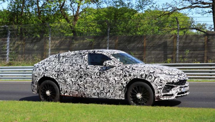 Lamborghini Urus, il SUV di lusso con V8 da 650 CV - Foto 34 di 41