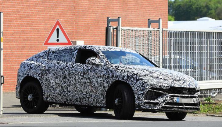 Lamborghini Urus, il SUV di lusso con V8 da 650 CV - Foto 8 di 41