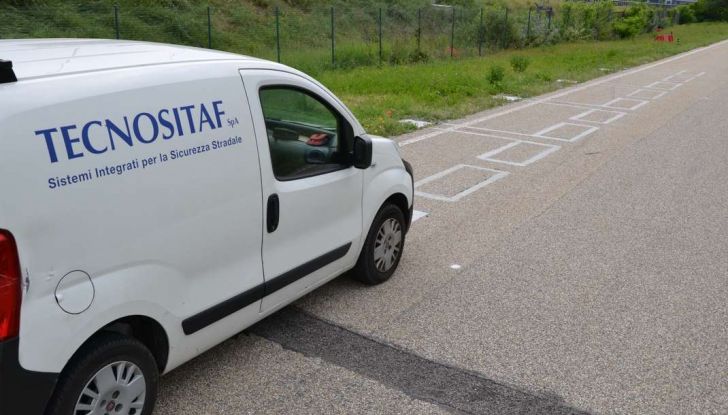 L’autostrada che ricarica le auto elettriche, il prototipo del Politecnico di Torino - Foto 3 di 7