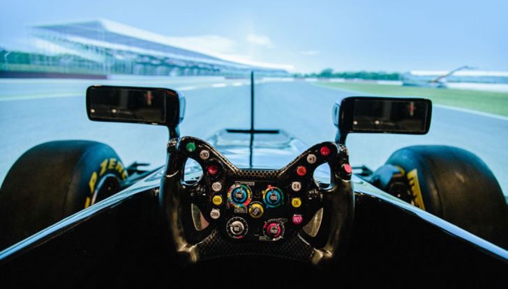 Lavoro da Gamer: su PC e Console con il team McLaren Honda Formula 1 - Foto 3 di 9