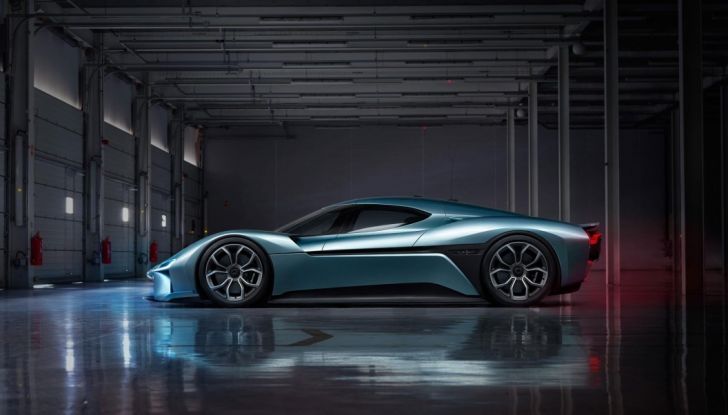 Nuovo record al Nurburgring: la NIO EP9 è la supercar elettrica da 6’45.900 - Foto 16 di 19