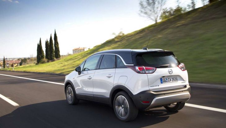 Opel Crossland X, test drive e allestimenti del crossover tedesco - Foto 33 di 38