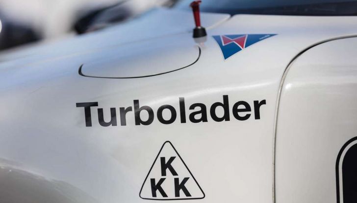 Porsche 935, all’asta un esemplare completo di… Volkswagen T2! - Foto 23 di 35