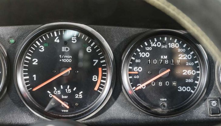 Porsche 935, all’asta un esemplare completo di… Volkswagen T2! - Foto 34 di 35