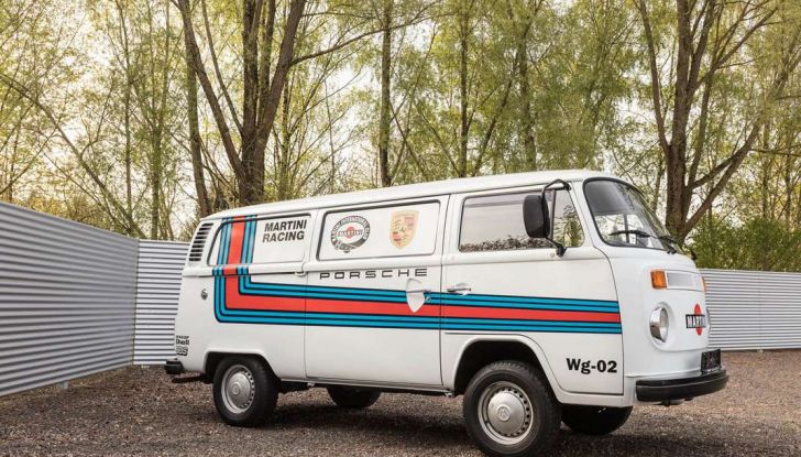 Porsche 935, all’asta un esemplare completo di… Volkswagen T2! - Foto 14 di 35