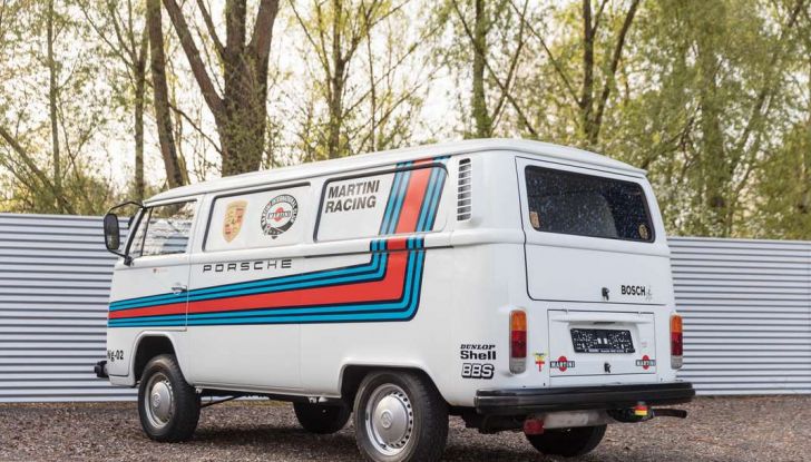 Porsche 935, all’asta un esemplare completo di… Volkswagen T2! - Foto 17 di 35