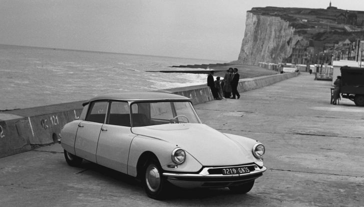 Breve storia della DS, chanson d’avantgarde francese - Foto 23 di 26