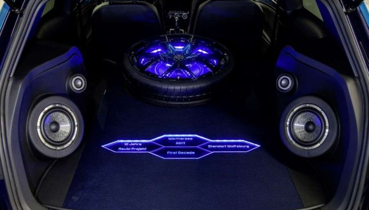 Volkswagen Golf GTI First Decade al Woerthersee 2017 - Foto 8 di 13