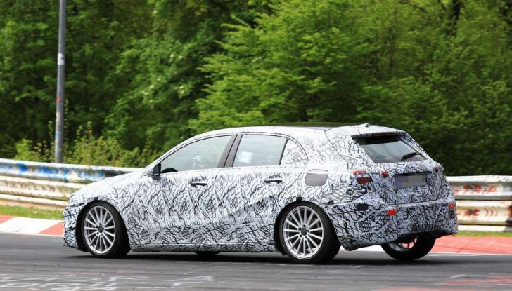 Nuova Mercedes Classe A, immagini spia dei test dinamici - Foto 8 di 9
