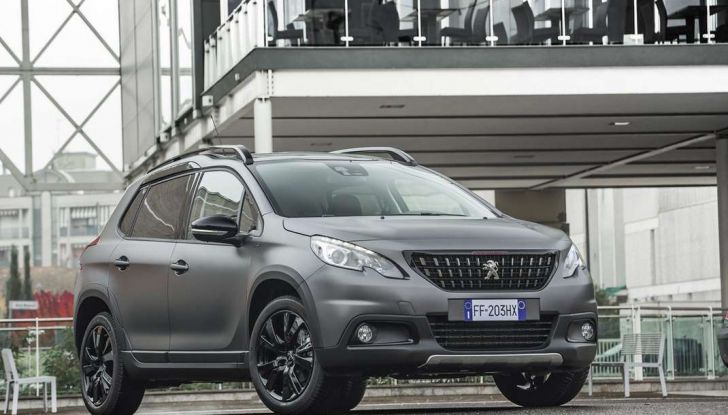 Peugeot 2008 Black Matt, serie speciale del SUV francese - Foto 5 di 9