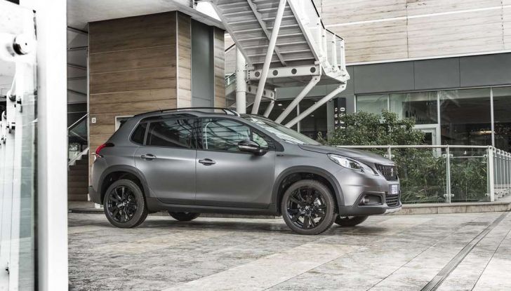 Peugeot 2008 Black Matt, serie speciale del SUV francese - Foto 1 di 9