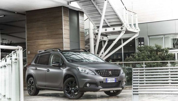 Peugeot 2008 Black Matt, serie speciale del SUV francese - Foto 2 di 9