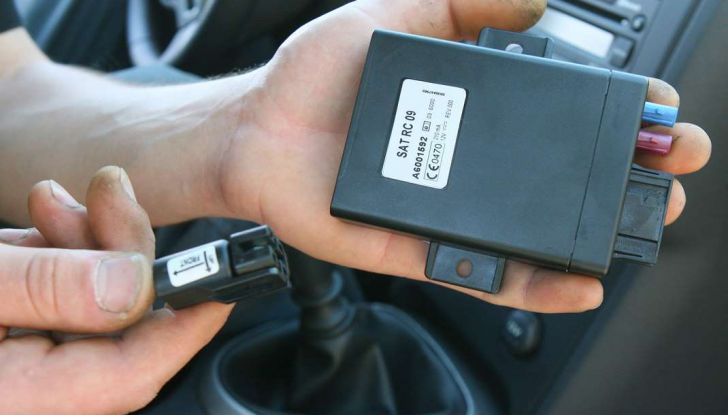La sicurezza prima di tutto: da luglio 2022 la scatola nera sarà obbligatoria - Foto 3 di 6