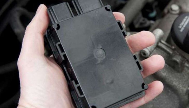 La sicurezza prima di tutto: da luglio 2022 la scatola nera sarà obbligatoria - Foto 4 di 6