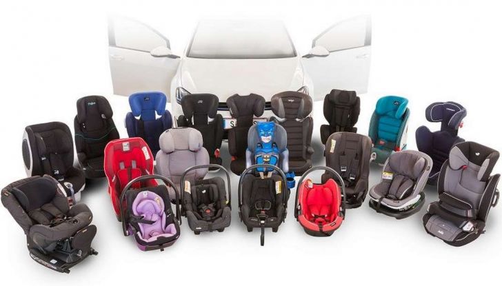 Bambini in auto: i seggiolini anti abbandono saranno obbligatori dal 2019 - Foto 5 di 12