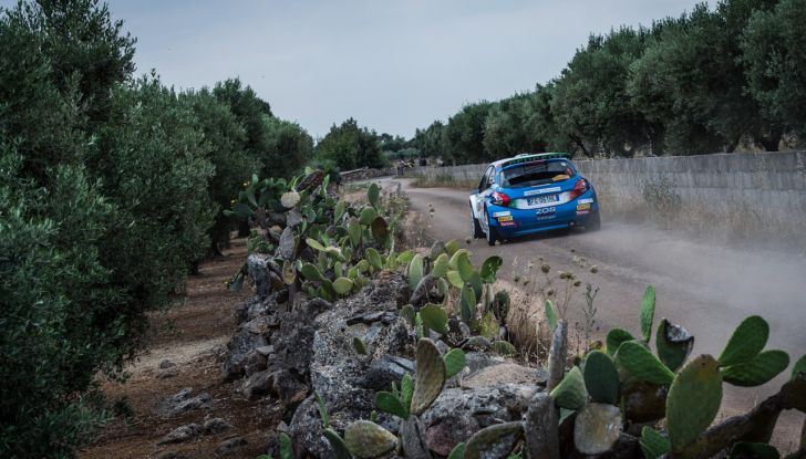 Dominio Peugeot al Rally del Salento - Foto 2 di 4