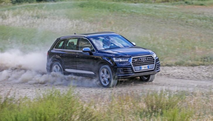 Audi Q: il nostro test dei SUV di Inglostadt in attesa di Q8, Q4 ed E-Tron - Foto 11 di 30