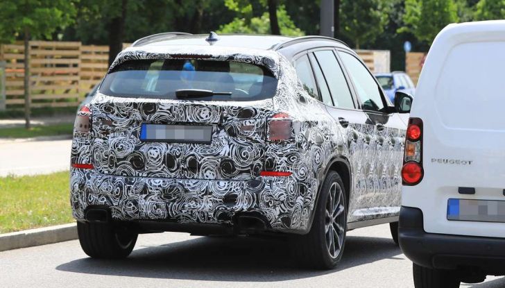 BMW X3 2018, dettagli della nuova generazione del SUV - Foto 9 di 13