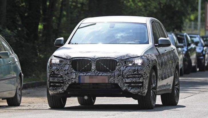 BMW X3 2018, dettagli della nuova generazione del SUV - Foto 10 di 13