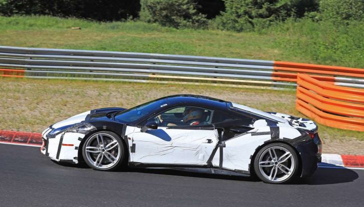 Ferrari 488 GTB 2019, primi dettagli della nuova generazione - Foto 4 di 12