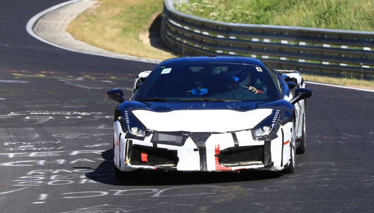 Ferrari 488 GTB 2019, primi dettagli della nuova generazione - Foto 7 di 12