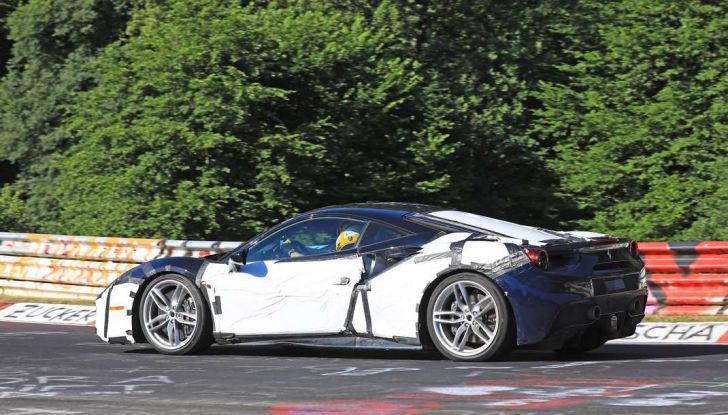 Ferrari 488 GTB 2019, primi dettagli della nuova generazione - Foto 9 di 12
