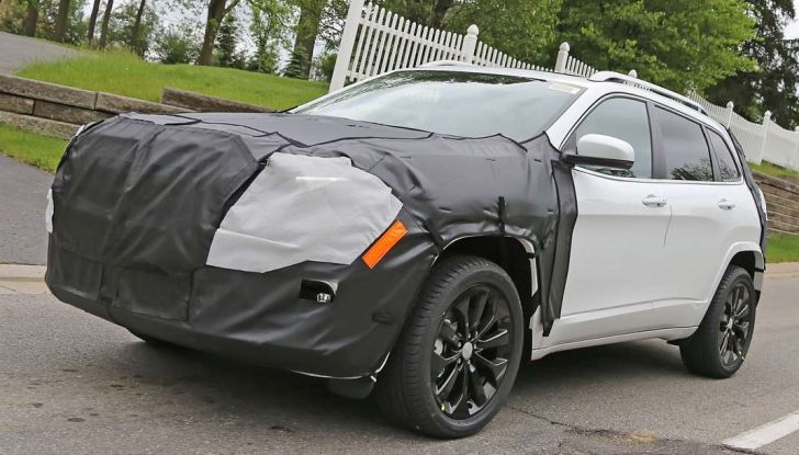 Jeep Cherokee restyling 2018: informazioni e gamma motori - Foto 13 di 21